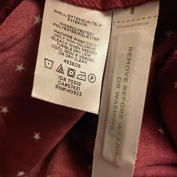 Loft petites wrap dress. Size OP. Maroon with white stars. Pretty. - Picture 14 of 16